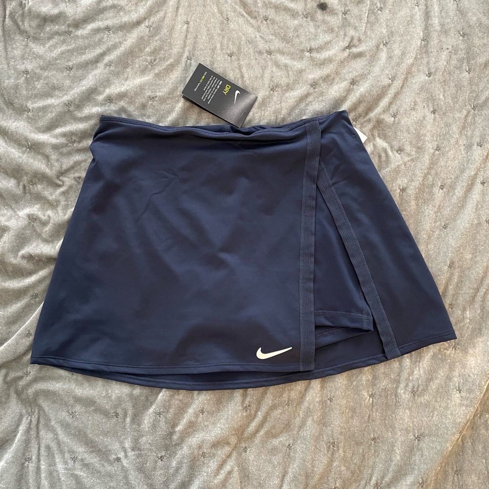 Nike tennis skirt - Picture 3 of 5